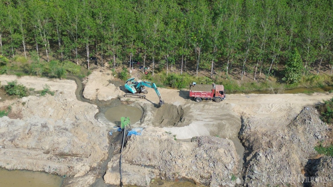 Bình Thuận: Xử lý nghiêm cán bộ buông lỏng lãnh đạo, quản lý để xảy ra khai thác khoáng sản trái phép