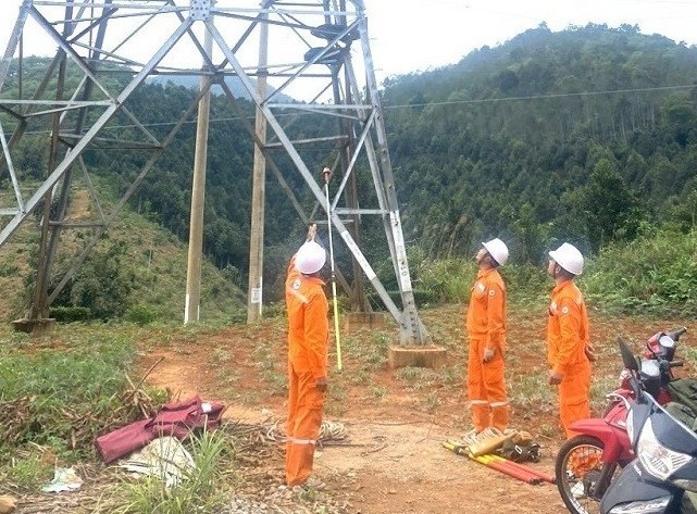 Lào Cai: Điện lực Bảo Yên bảo đảm an toàn lưới điện nông thôn trong mùa mưa bão