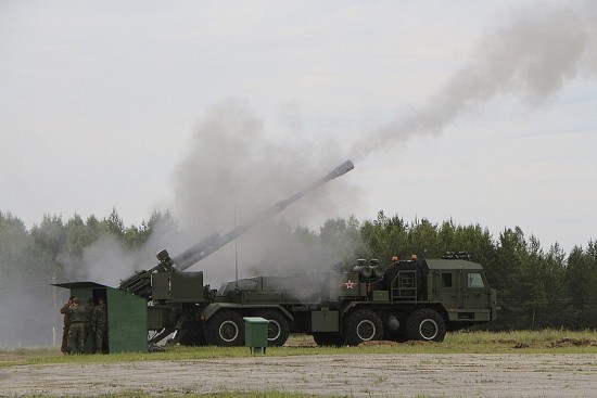 Pháo tự hành 2S43 Malva của Nga lần đầu xuất hiện tại Ukraine có gì đặc biệt?