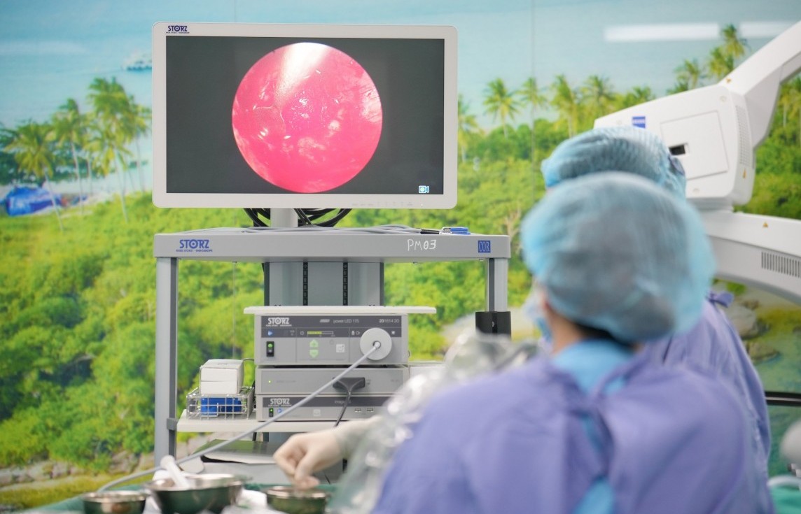 Bệnh viện Đa khoa Hồng Ngọc: Nội soi thành công lấy u xương hốc mũi kích thước lớn chạm tới màng não
