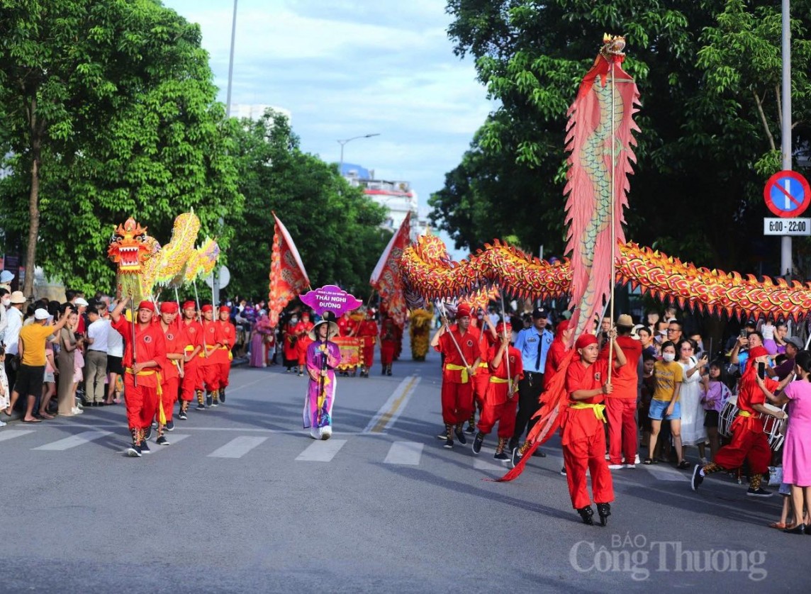 Lễ hội đường phố Festival Huế 2024: Nơi giao thoa các nền văn hoá thế giới