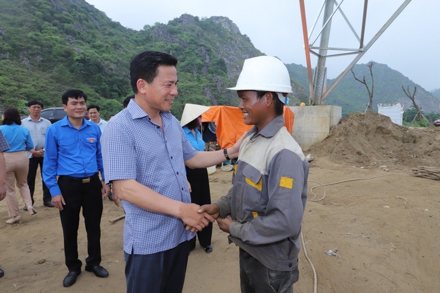 Gói thầu đầu tiên Dự án Đường dây 500 kV mạch 3 tại Thanh Hóa về đích