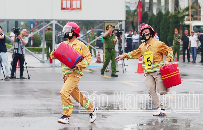 Nam Định giành giải nhất toàn đoàn hội thi nghiệp vụ chữa cháy và cứu nạn cứu hộ