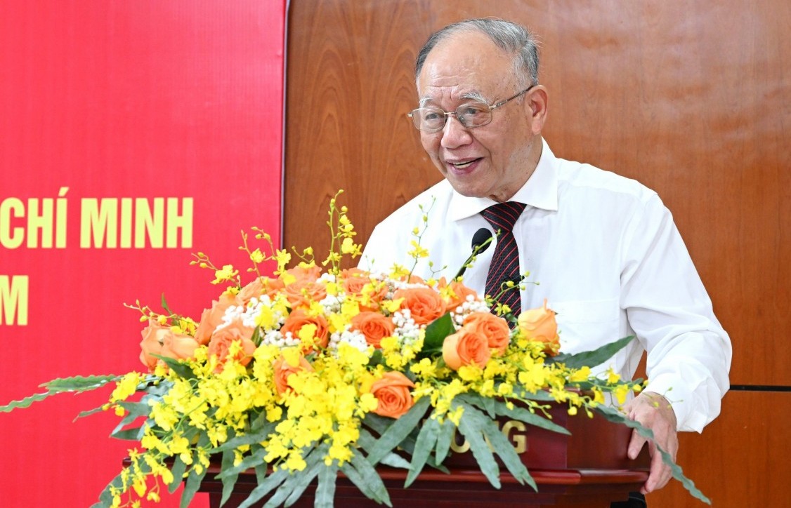 Giáo sư Hoàng Chí Bảo kể chuyện Bác Hồ với ngành Công Thương và báo chí cách mạng Việt Nam