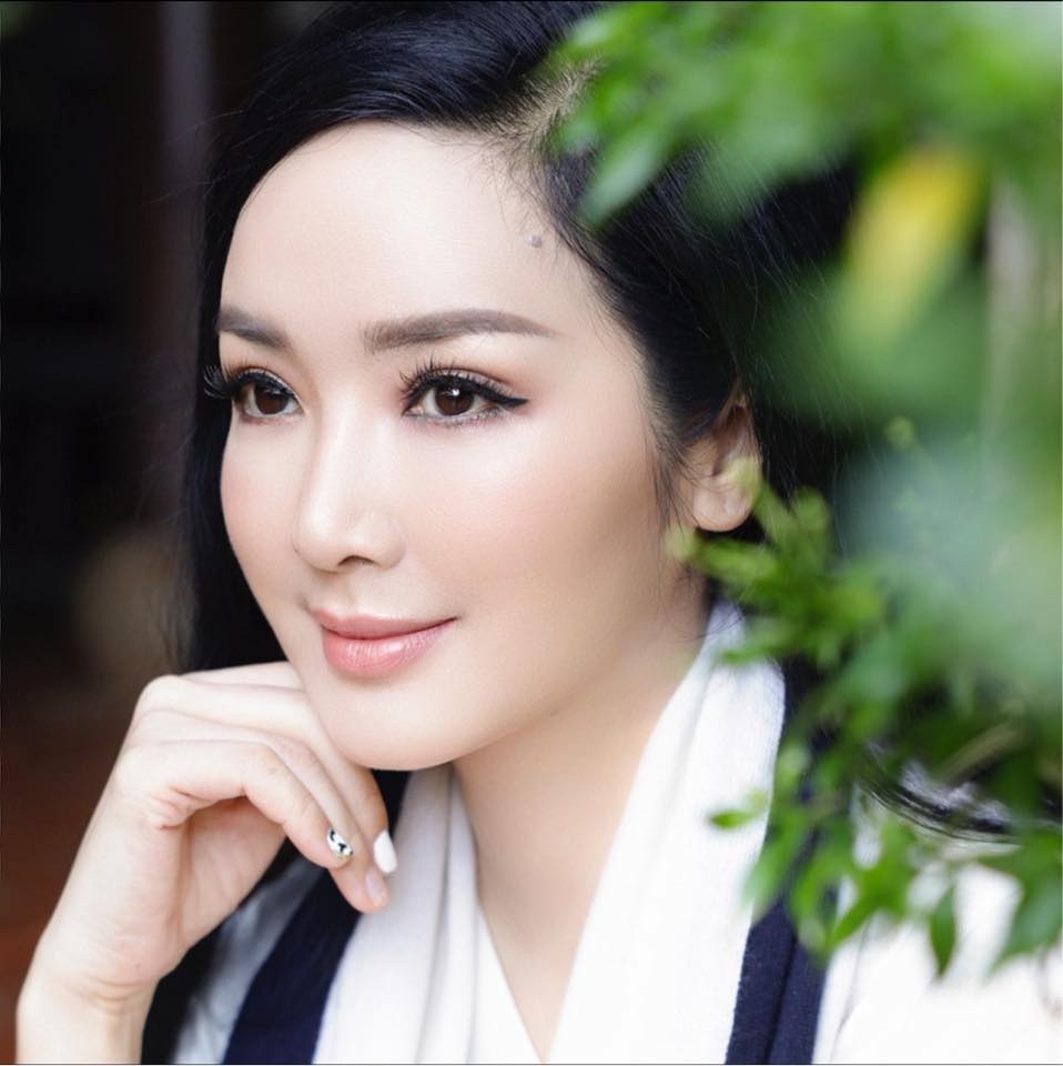 Tin sao 13/6: Giáng My ngồi “ghế nóng” chung kết Hoa hậu Du lịch Việt Nam