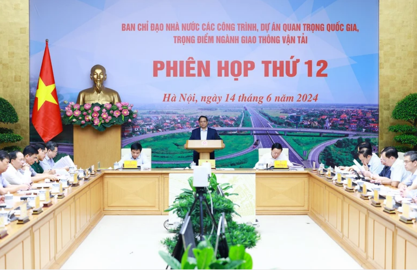 Thủ tướng: Thi đua hoàn thành 3.000 km đường cao tốc trước ngày 31/12/2025