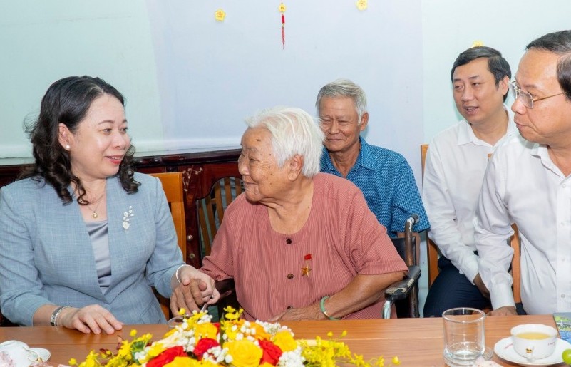 Bà Rịa - Vũng Tàu ưu tiên phát triển nguồn nhân lực, nâng cao cuộc sống người dân