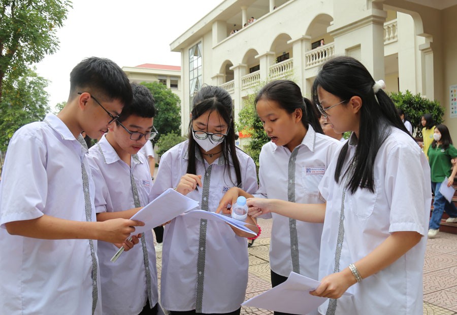 Bắc Ninh: Sở Giáo dục và Đào tạo lên tiếng về thông tin giám thị chụp bài thi tuyển sinh lớp 10
