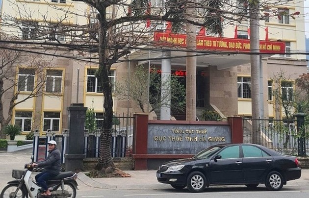 Hà Giang: Phong tỏa tài khoản 3 doanh nghiệp nợ thuế tiền tỷ