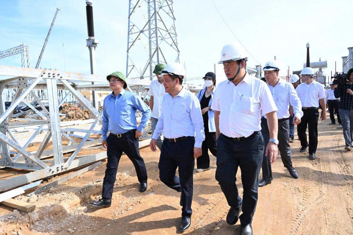 Bộ trưởng Nguyễn Hồng Diên kiểm tra tiến độ trạm biến áp 500kV Thanh Hoá
