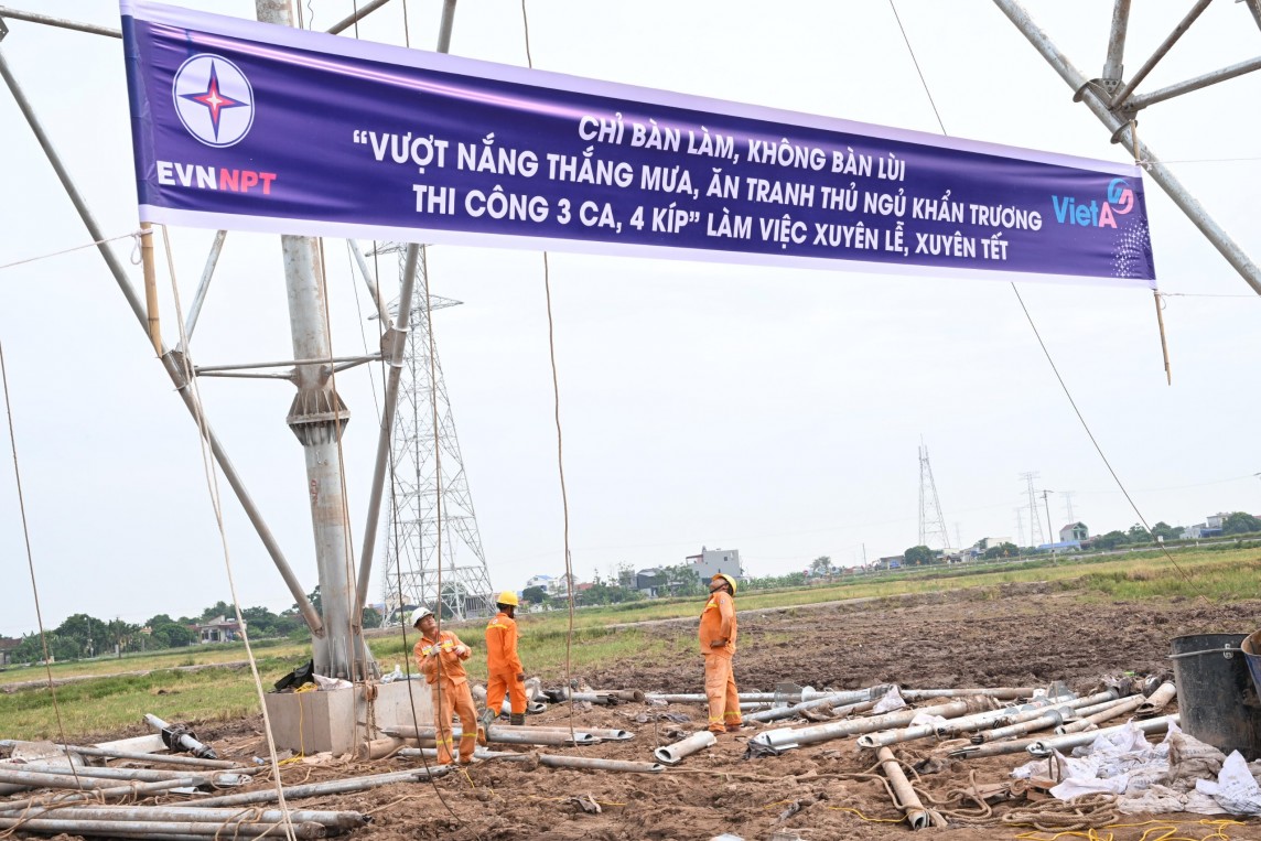 Bộ trưởng Bộ Công Thương kiểm tra tiến độ Đường dây 500 kV mạch 3 từ Thanh Hóa Phố Nối