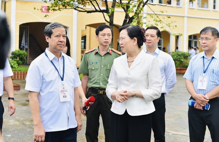 Bộ trưởng Nguyễn Kim Sơn: Đề thi tốt nghiệp THPT phù hợp chương trình dạy và học