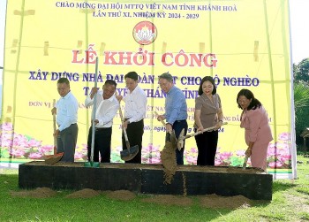 Petrolimex Khánh Hoà hỗ trợ 8 tỷ đồng xây 100 nhà đại đoàn kết tại huyện Khánh Vĩnh