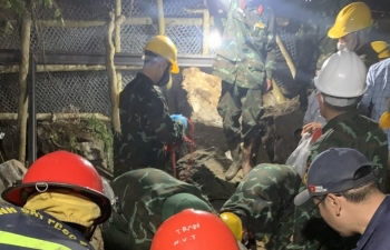 Vụ sập hầm mỏ vàng tại Bắc Kạn: Bàn giao nạn nhân cho gia đình