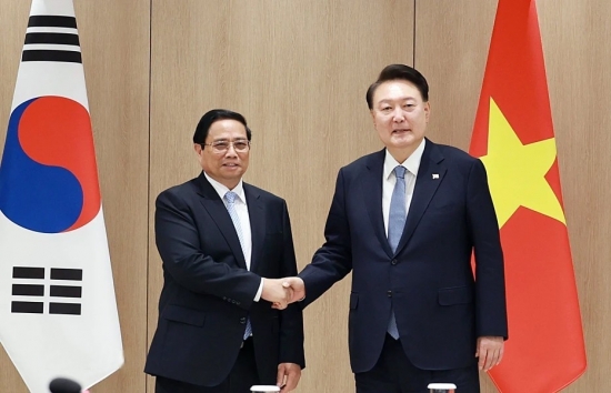 Tổng thống Yoon Suk Yeol: Việt Nam là điểm đến đầu tư tiềm năng của doanh nghiệp Hàn Quốc