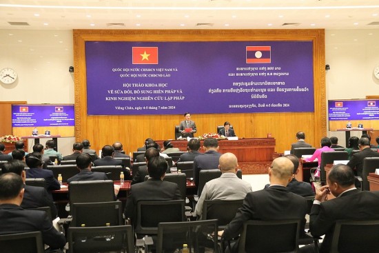 Quốc hội Việt Nam - Lào tổ chức tọa đàm khoa học về sửa đổi, bổ sung Hiến pháp