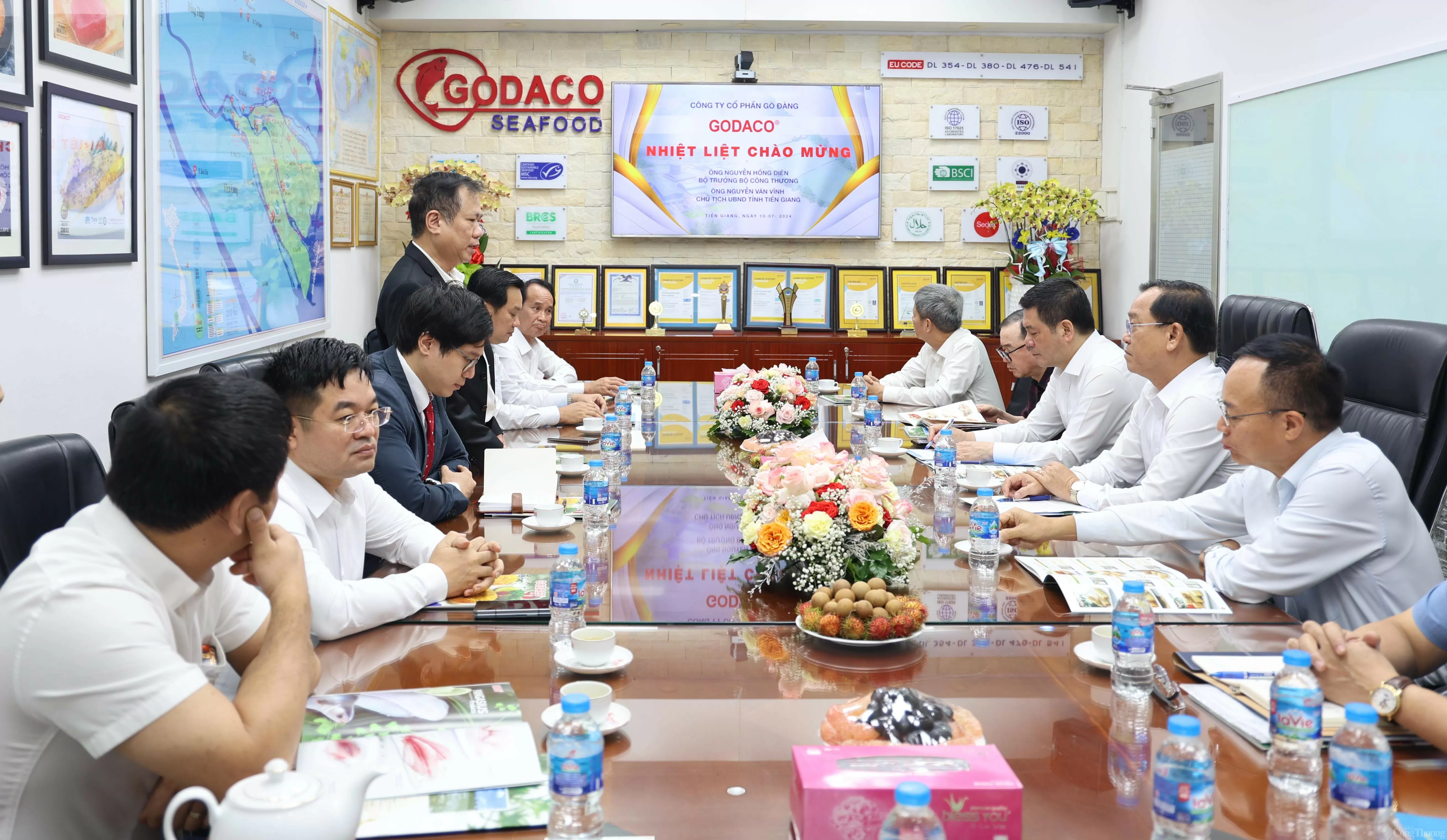 Bộ trưởng Nguyễn Hồng Diên gỡ khó cho doanh nghiệp xuất khẩu thủy sản Tiền Giang