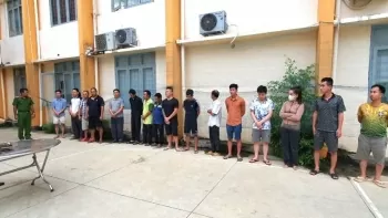 Đắk Lắk: Phá đường dây cá độ bóng đá liên tỉnh, tạm giữ 21 đối tượng