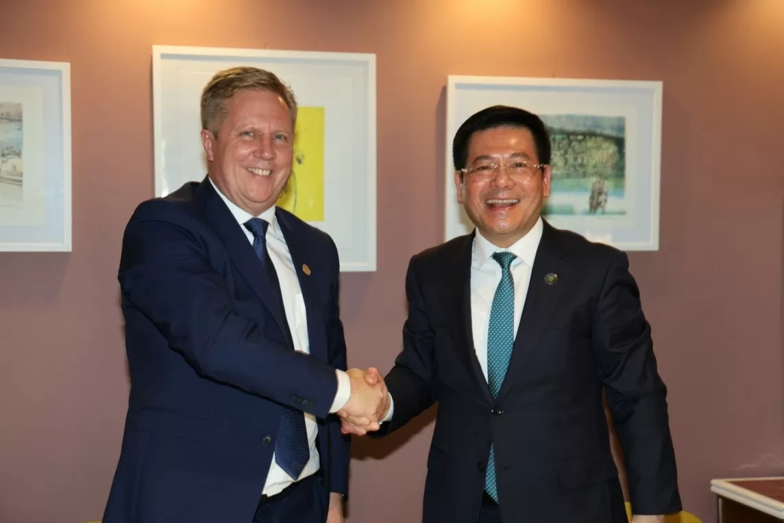 Bộ trưởng Nguyễn Hồng Diên tiếp xúc song phương với Bộ trưởng Thương mại New Zealand