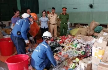 Bắc Giang: Tiêu hủy hàng hóa vi phạm bị tịch thu có trị giá trên 850 triệu đồng