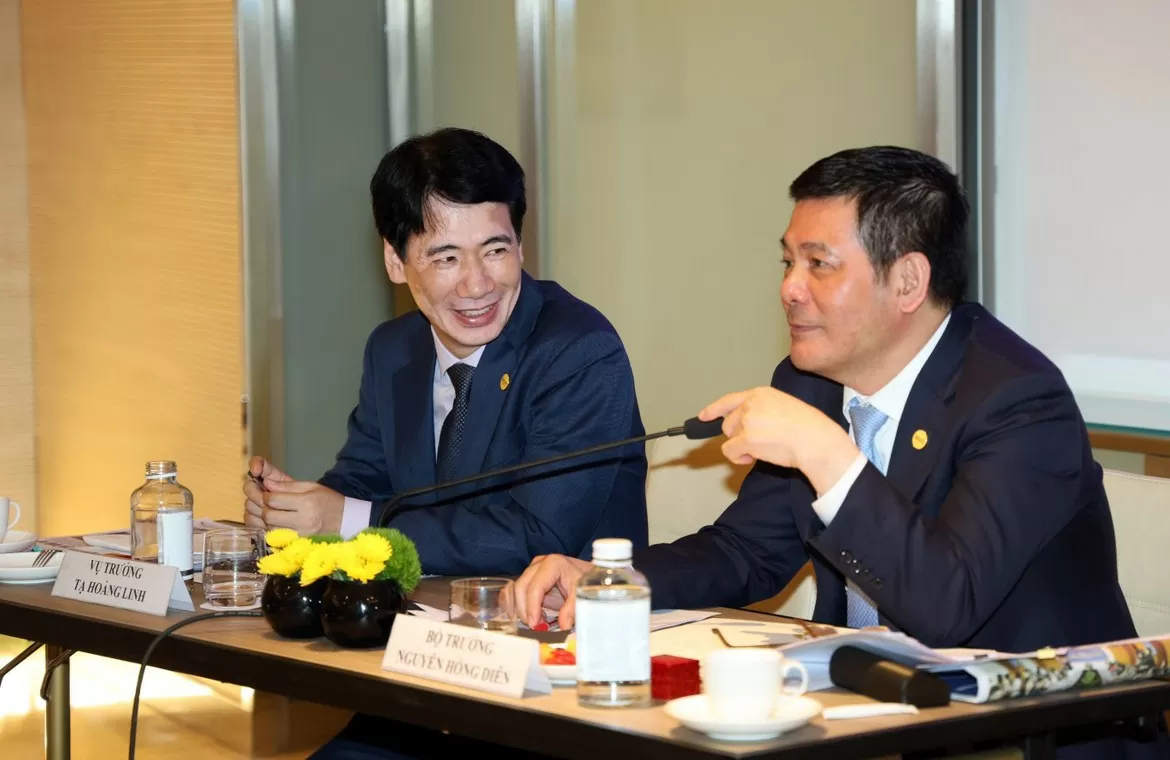 Chùm ảnh: Bộ trưởng Nguyễn Hồng Diên chủ trì Hội nghị Tham tán Thương mại khu vực châu Âu
