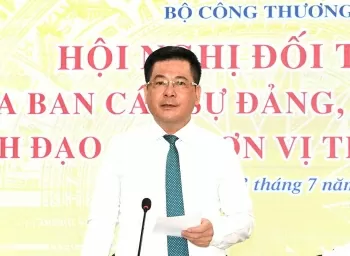 Bộ Công Thương tiếp tục cải thiện môi trường làm việc, nâng cao chất lượng, hiệu quả công tác