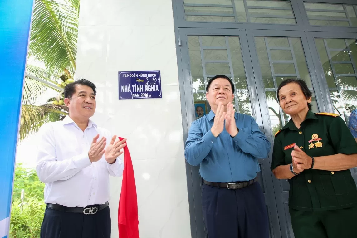 Trưởng ban Tuyên giáo Trung ương Nguyễn Trọng Nghĩa dự các hoạt động tri ân tại Tây Ninh
