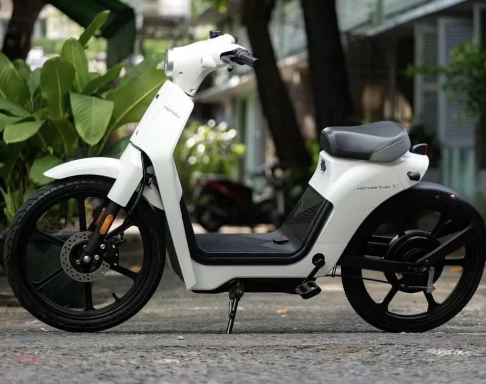 Honda Super Cub chạy điện xuất hiện tại Việt Nam