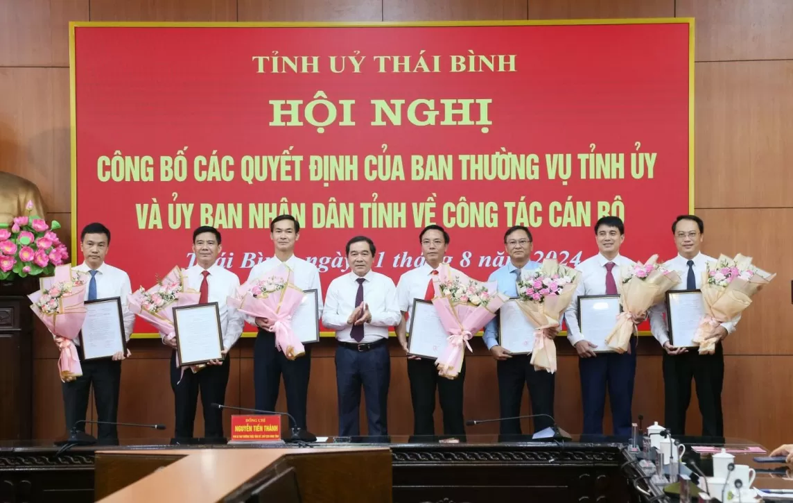 Thái Bình công bố quyết định bổ nhiệm, luân chuyển hàng loạt cán bộ