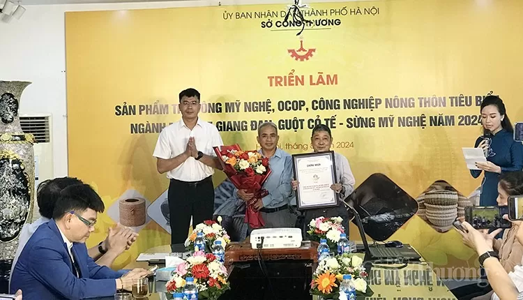 Hà Nội: Công nhận Trung tâm thiết kế sáng tạo, làng nghề gắn với phát triển du lịch xã Phú Nghĩa