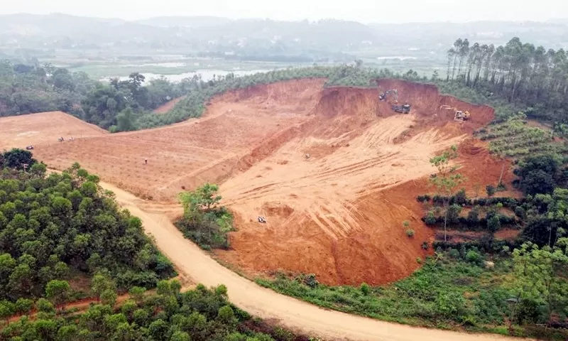 Phú Thọ: Xử lý nghiêm tình trạng lợi dụng san hạ cốt nền để trục lợi