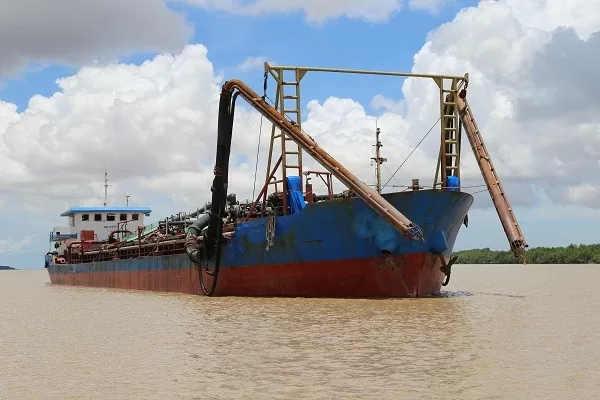 Sóc Trăng: Tăng cường giám sát, ngăn chặn khai thác cát trái phép