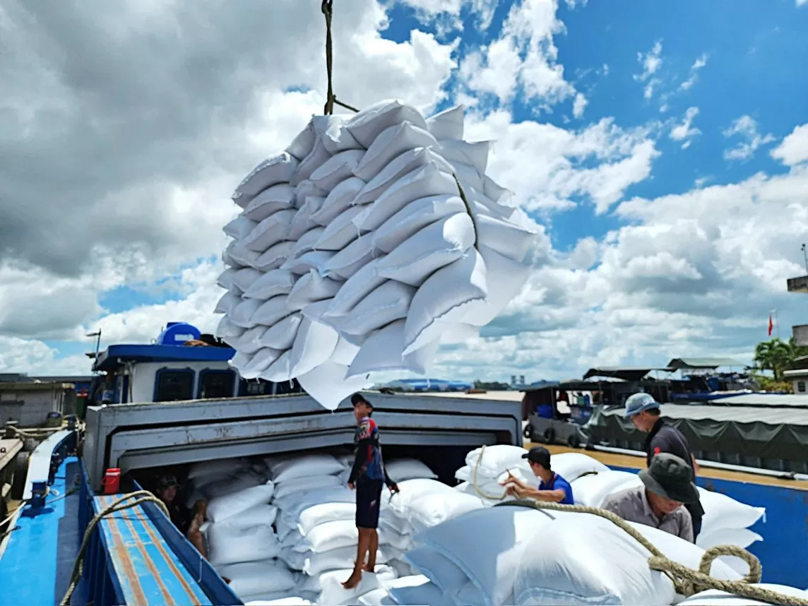 Xuất khẩu gạo, hồ tiêu sang Trung Quốc giảm mạnh: Đâu là nguyên nhân?