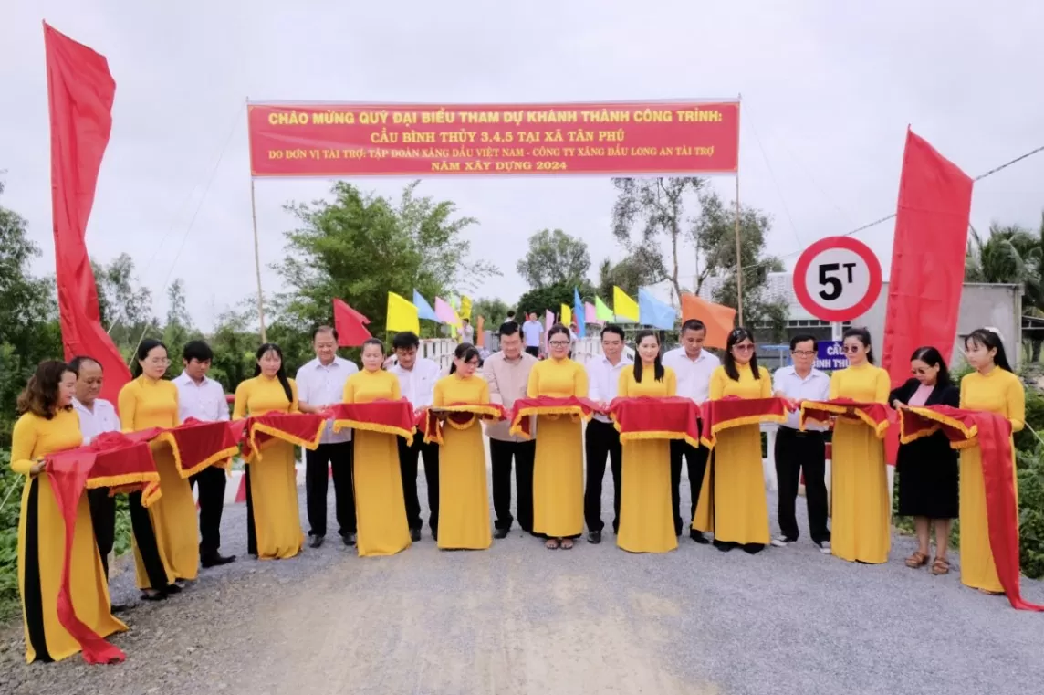 Long An: Khánh thành cầu giao thông nông thôn do Petrolimex tài trợ