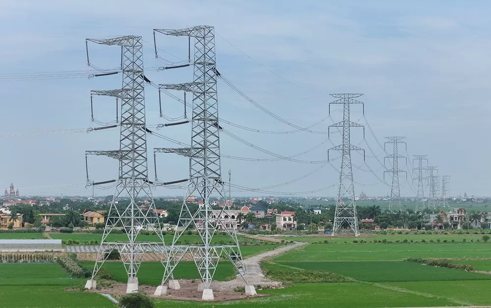 Đóng điện Đường dây 500kV mạch 3 đoạn Nam Định 1- Phố Nối