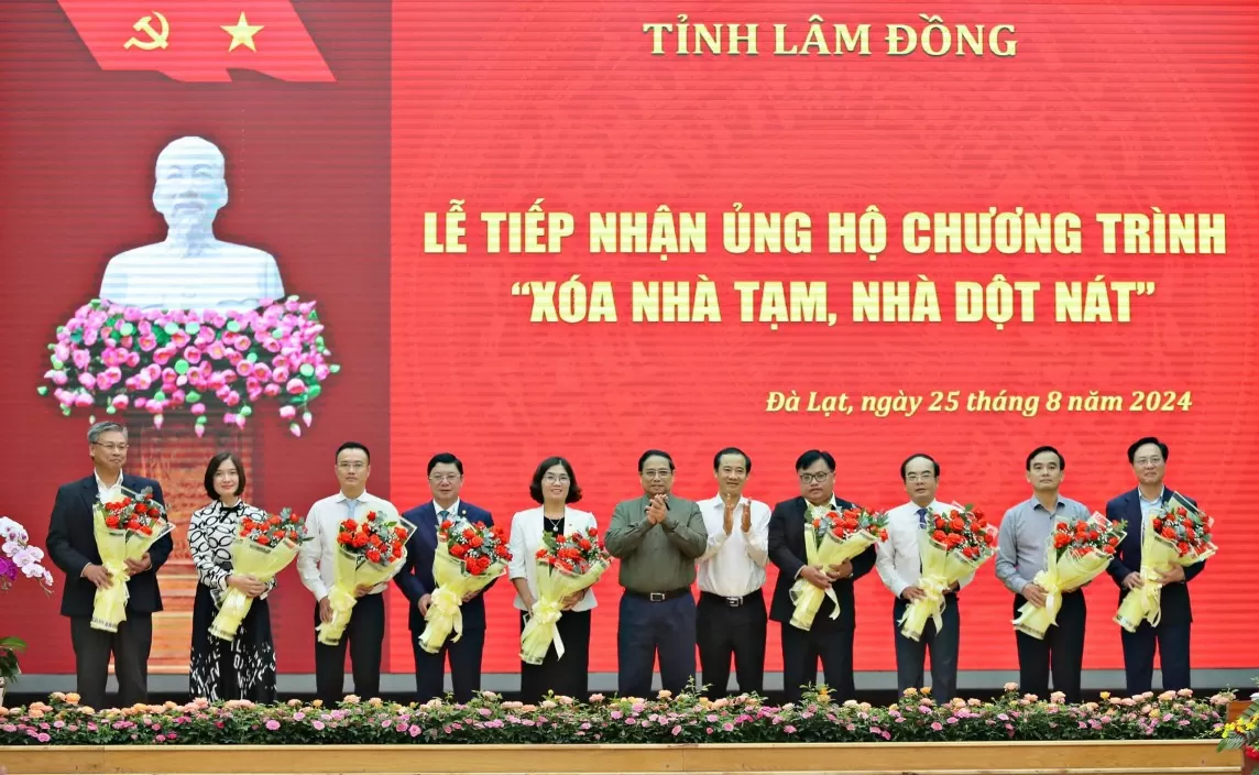 Thủ tướng Phạm Minh Chính dự Lễ tiếp nhận ủng hộ Chương trình 