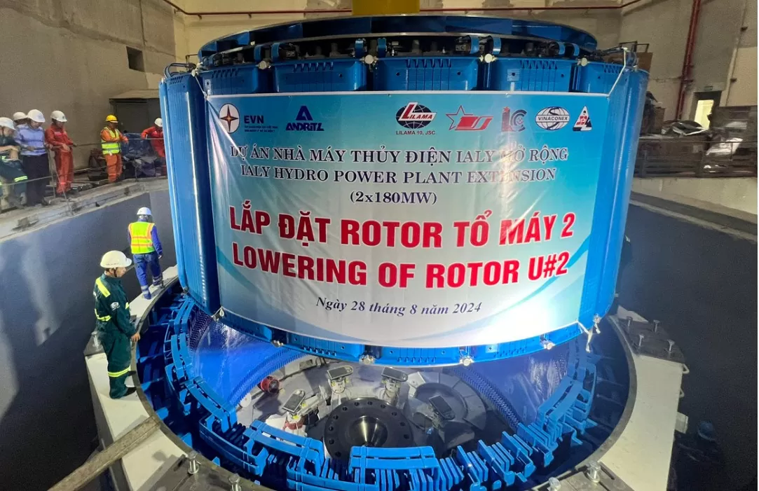 Hạ thành công rotor tổ máy 2 Dự án Nhà máy Thủy điện Ialy mở rộng