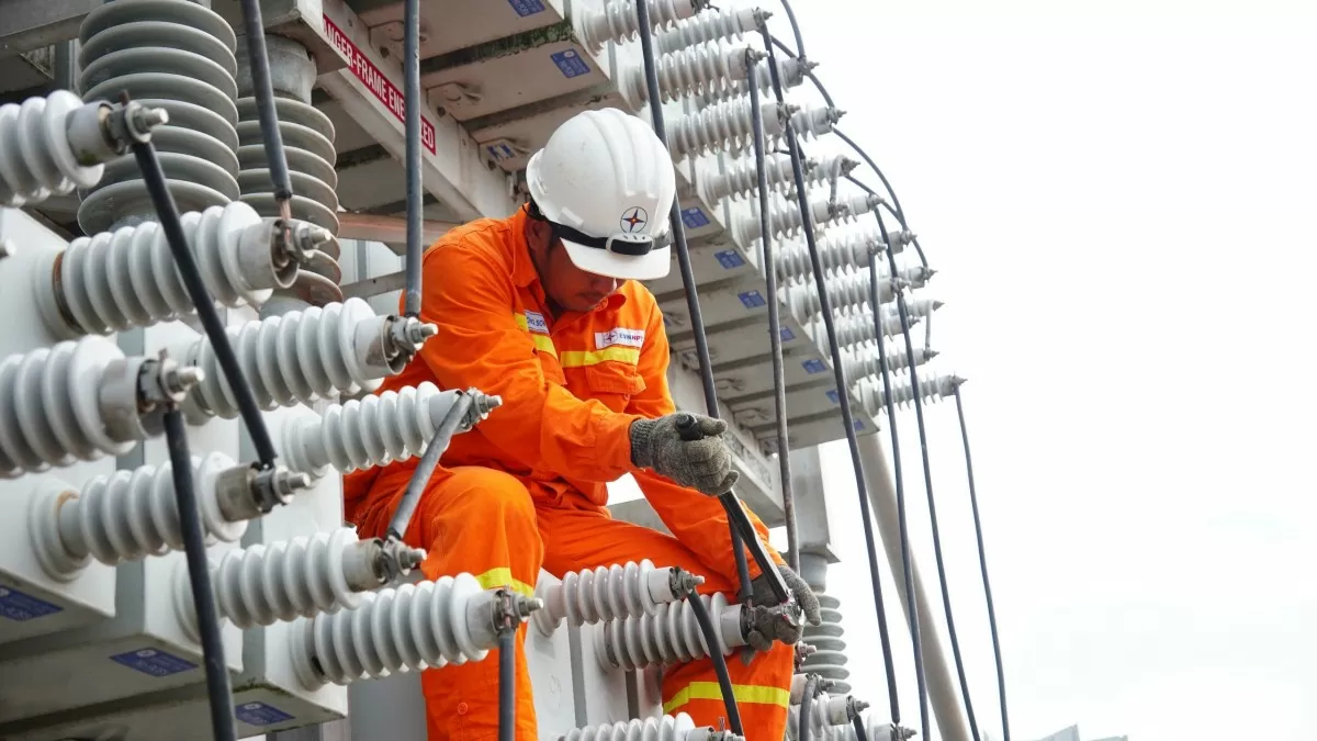 NPTS: Sáng ngời bản lĩnh người thợ điện trên công trình đường dây 500kV mạch 3