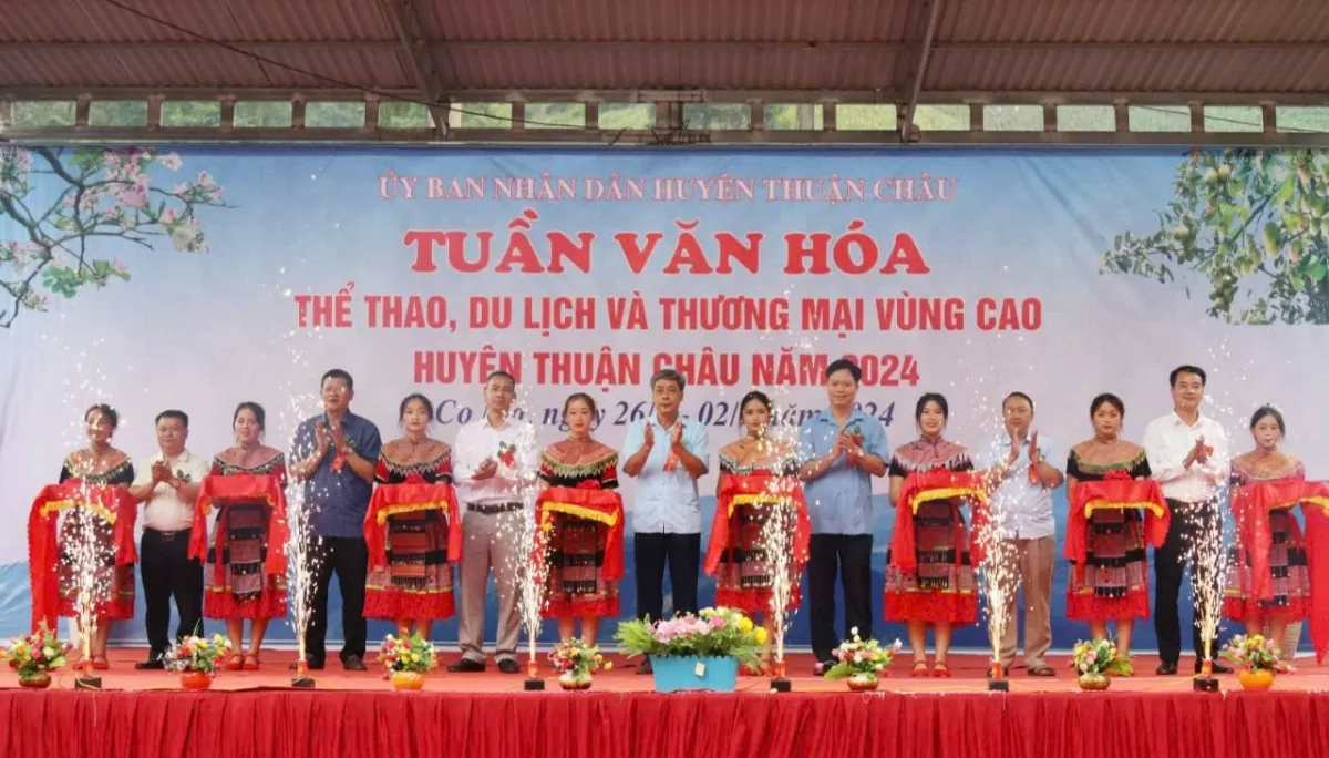 Thuận Châu (Sơn La): Khai mạc Tuần văn hóa thể thao, du lịch và thương mại