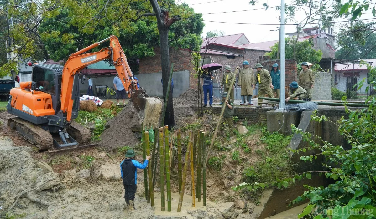 Phát hiện sự cố thân đê, lãnh đạo Bắc Ninh chỉ đạo kiểm tra xử lý