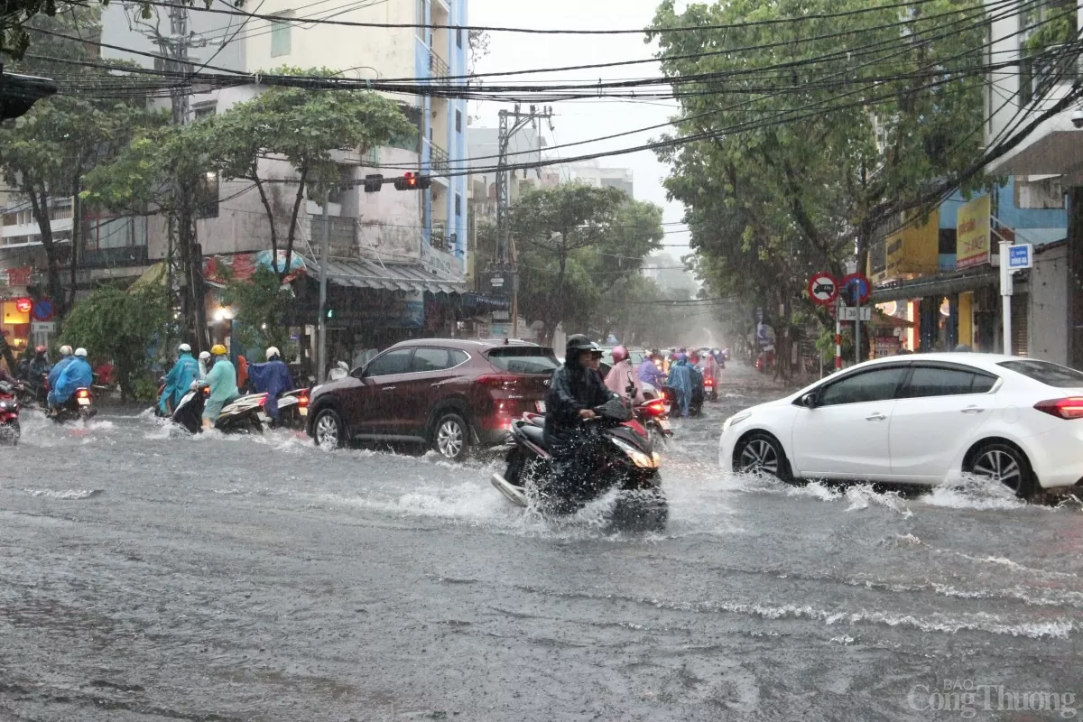 Đà Nẵng: Mưa lớn, học sinh nghỉ học chiều 18/9 và ngày 19/9