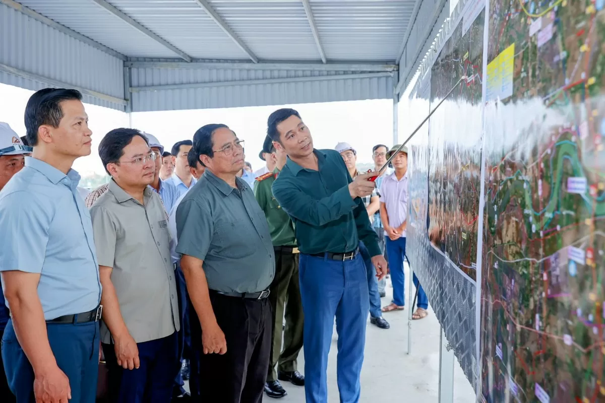 Thủ tướng: Rút ngắn tiến độ, hoàn thành đường Vành đai 4 đoạn qua Bắc Ninh vào cuối 2025