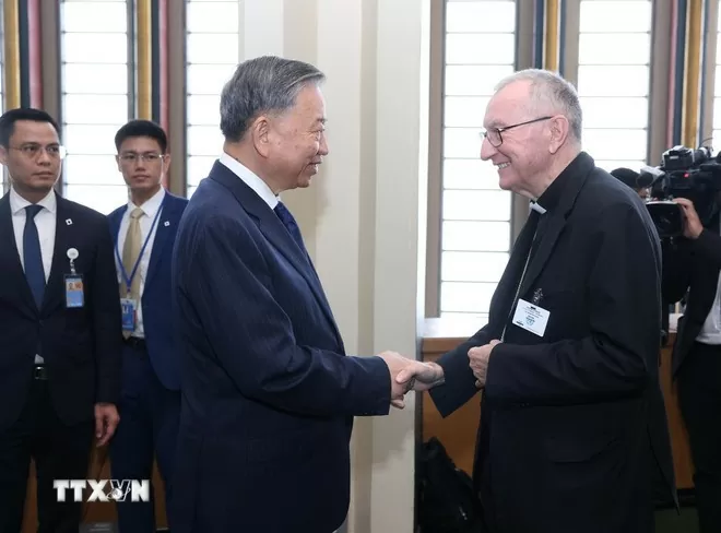 Tổng Bí thư, Chủ tịch nước Tô Lâm gặp Thủ tướng Vatican