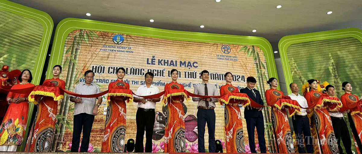 Khai mạc Hội chợ Làng nghề lần thứ 20 năm 2024