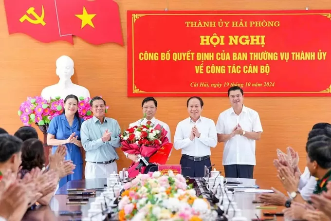 Hải Phòng: Ông Trần Văn Phương giữ chức Bí thư Huyện ủy Cát Hải