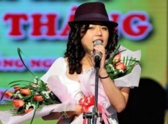 Thái Trinh với ca khúc "Đứng yên" sẽ vào chung kết Bài hát Việt 2011 với nhiều hy vọng.