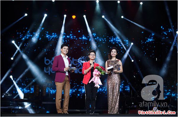 Vũ Cát Tường giành cú đúp giải thưởng danh giá với bản hit Vết mưa
