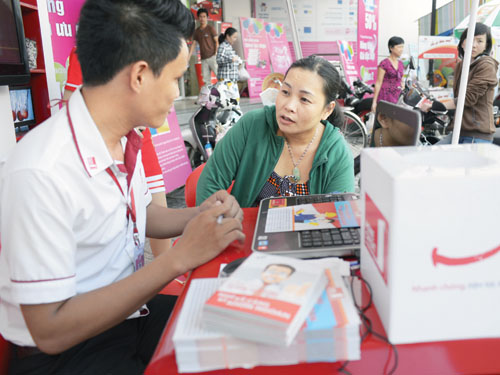 Hoạt động tư vấn của PPF Việt Nam tại siêu thị Fivimart (TP. HCM)