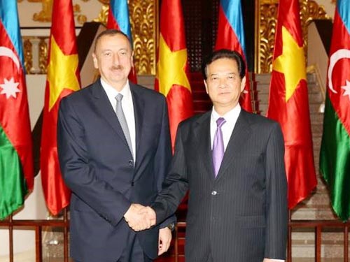 Thủ tướng Nguyễn Tấn Dũng hội kiến với Tổng thống Azerbaijan Ilham Alyev