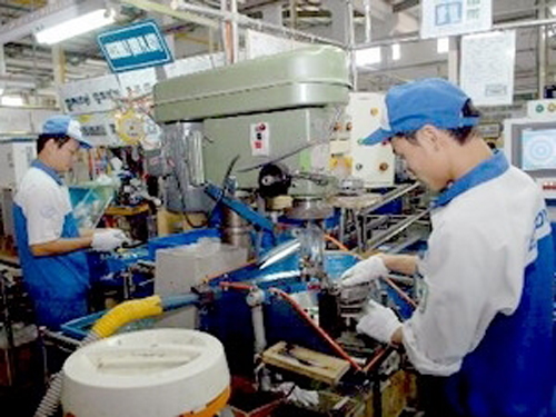 Công nhân làm việc tại Khu công nghiệp Khai Quang, Vĩnh Phúc. Ảnh minh họa